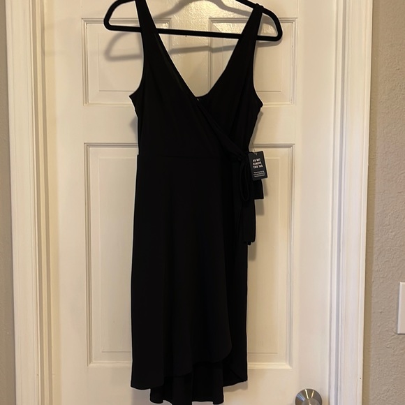 Express Black Mini Wrap Dress - Picture 1 of 4